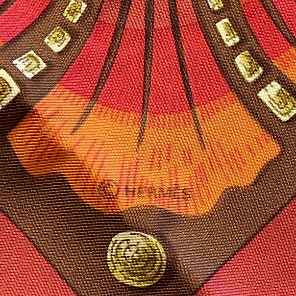 Authentic HERMES “Cheval Turc” Silk Scarf 1969 pre-owned - Picture 6 of 13